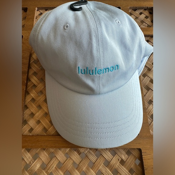 #105 🍋Lululemon Unisex Classic Ball Cap 🧢 - Picture 2 of 4